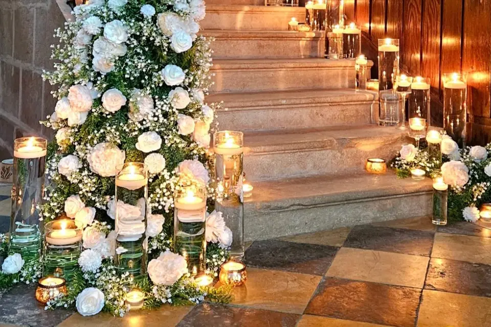 Sweet Table - Image 1