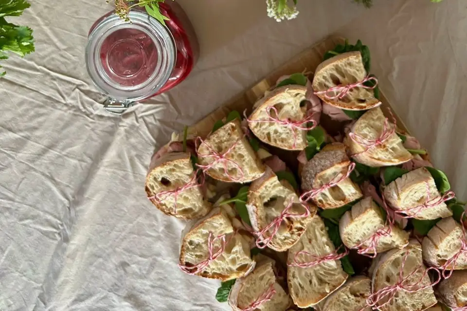 Morning Club - Image 1