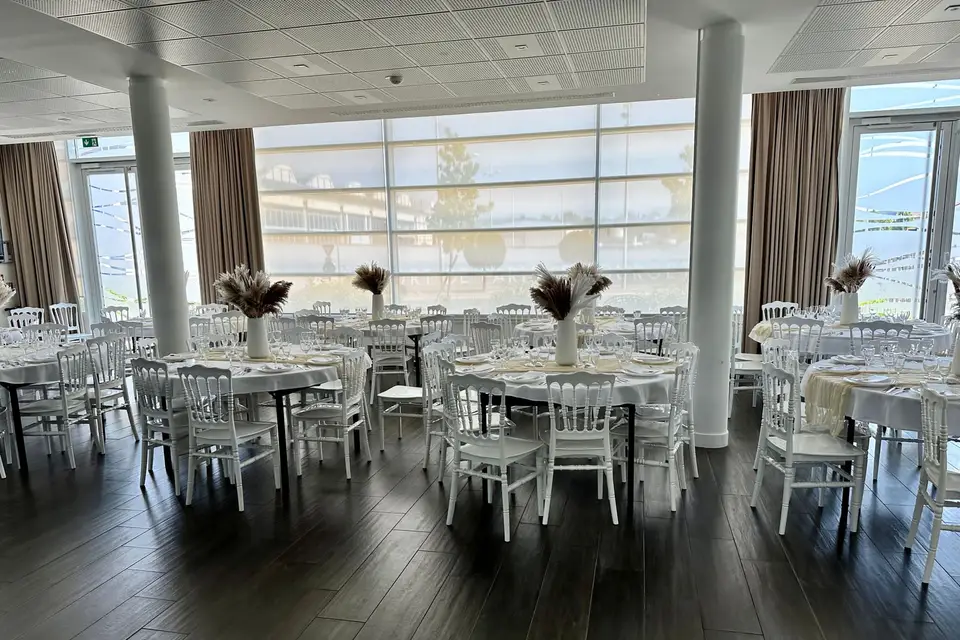 AC Hôtel Paris Le Bourget Airport - Image 1