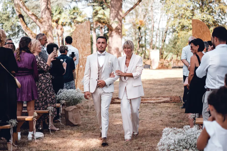 Eva Ora Tara - IMAGE